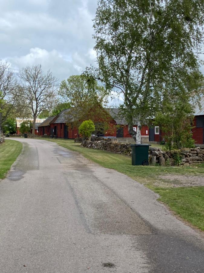 Bo I Egen Stuga Pa Haerlig Oelandsgard Köpingsvik Екстериор снимка